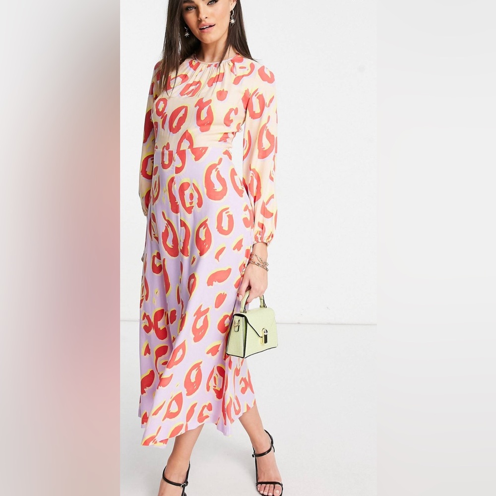 Brand new! Never worn Closet Brand dress